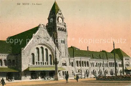 AK / Ansichtskarte Metz_Moselle La Gare Bahnhof Metz_Moselle
