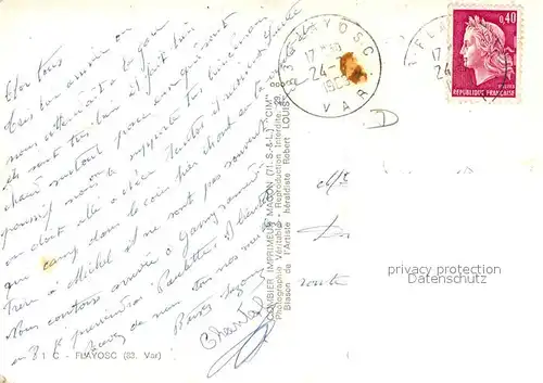 AK / Ansichtskarte Flayosc Vue generale du Vieux Village La Fontaine Porte Doree Rue General de Gaulle Flayosc