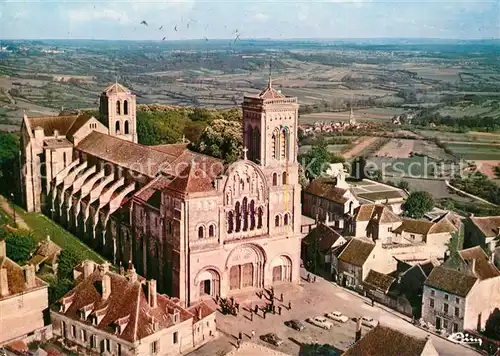 AK / Ansichtskarte Vezelay Vue aerienne Basilique de la Madeleine Vezelay