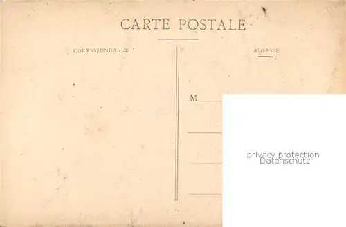 AK / Ansichtskarte Arles_Bouches du Rhone Cathedrale Saint Trophime le Cloitre et le Puits Arles_Bouches du Rhone