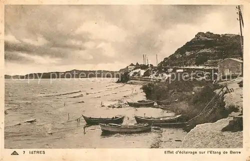 AK / Ansichtskarte Istres_Bouches_du_Rhone Effet d eclairage sur l Etang de Berre Istres_Bouches_du_Rhone