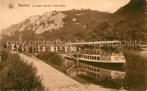 AK / Ansichtskarte Waulsort Bateau touriste Embarcadere Waulsort