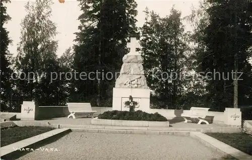 AK / Ansichtskarte Vaasa Kriegerdenkmal Vaasa