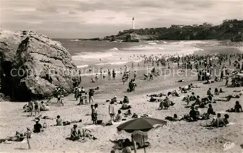 AK / Ansichtskarte Biarritz_Pyrenees_Atlantiques La plage Biarritz_Pyrenees