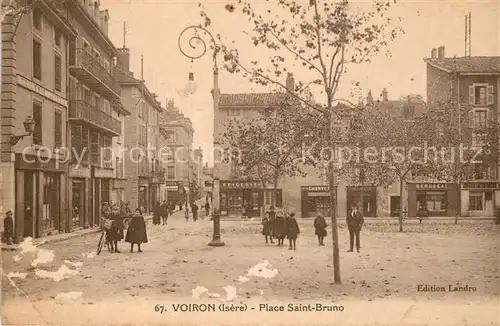 AK / Ansichtskarte Voiron Place Saint Bruno Voiron