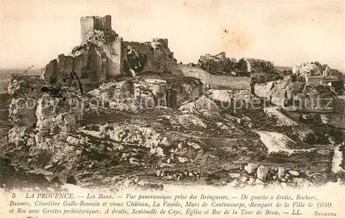 AK / Ansichtskarte Les_Baux de Provence Ruines du Chateau vue prise des Bringasses Les_Baux de Provence