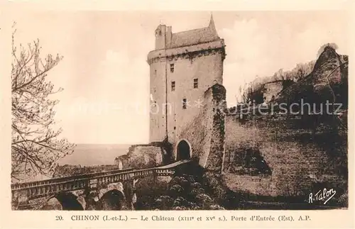 AK / Ansichtskarte Chinon_Indre_et_Loire Chateau Porte d Entree Chinon_Indre_et_Loire