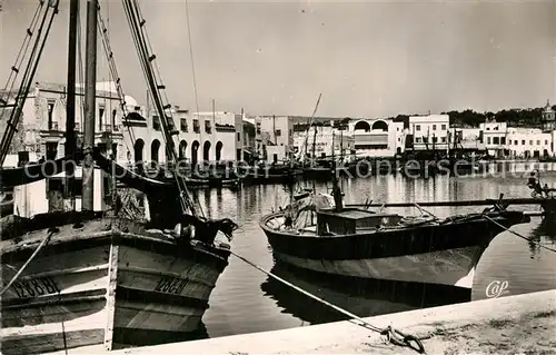 AK / Ansichtskarte Bizerte Le vieux port bateaux Bizerte