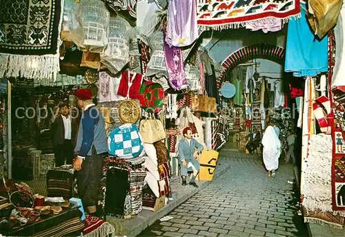 AK / Ansichtskarte Tunis Souk des etoffes Stoffmarkt Tunis