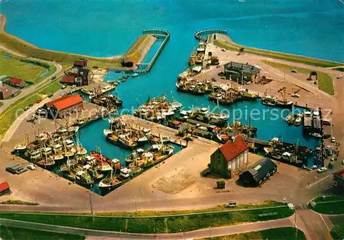 AK / Ansichtskarte Texel Haven Oudeschild vanuit de lucht Hafen Fliegeraufnahme Texel