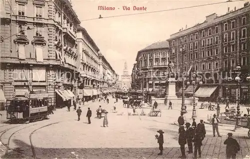 AK / Ansichtskarte Milano Via Dante Milano