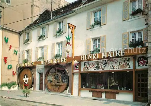 AK / Ansichtskarte Arbois Les deux Tonneaux Salons de Degustation des Grands Vins Henri Maire Arbois