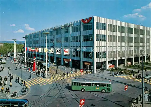 Basel_BS Schweizer Mustermesse Vorplatz mit Neubau und Front Riehenring Basel_BS