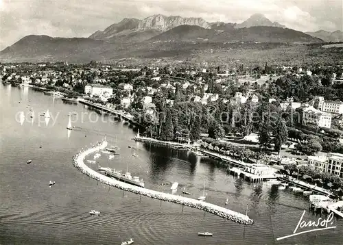 Evian les Bains_Haute_Savoie Le Port Lac Leman Les Memises et la Dent dOche Vue aerienne Evian les Bains_Haute