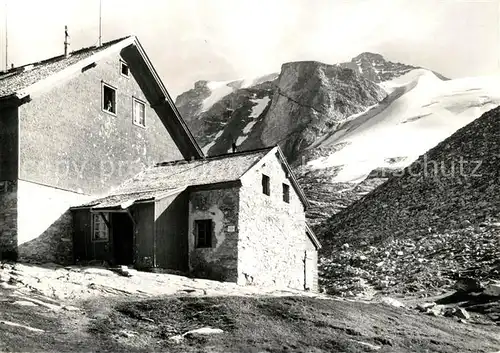 Tux Berghaus Spanaglhaus mit Gefrorener Wand Zillertaler Alpen Tux