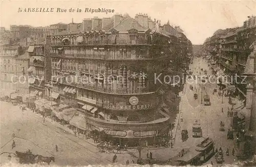 AK / Ansichtskarte Marseille_Bouches du Rhone Rue de la Republique Marseille