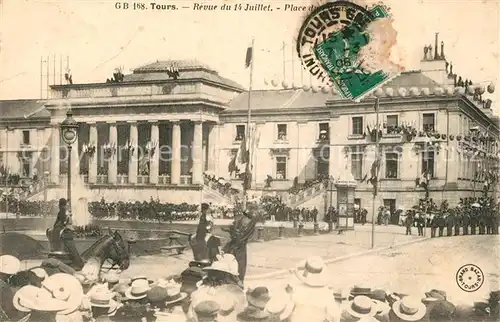 AK / Ansichtskarte Tours_Indre et Loire Revue du 14 Juillet Place de Palais Tours Indre et Loire