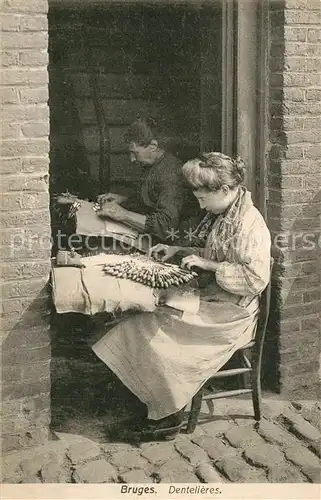 AK / Ansichtskarte Bruges_Flandre Dentellieres Bruges_Flandre