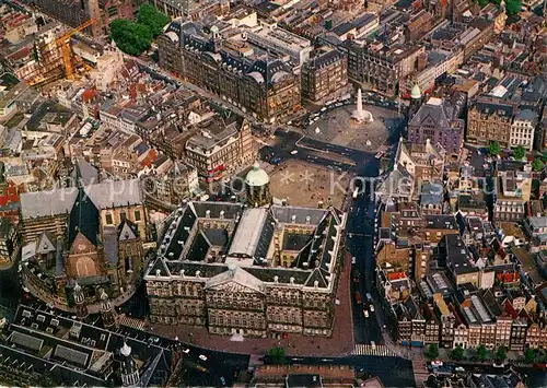 AK / Ansichtskarte Amsterdam_Niederlande Dam Koenigliches Schloss Nationaldenkmal Fliegeraufnahme Amsterdam_Niederlande
