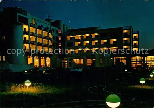 AK / Ansichtskarte Vieste_Foggia Hotel Pizzomunnu notturno Vieste_Foggia