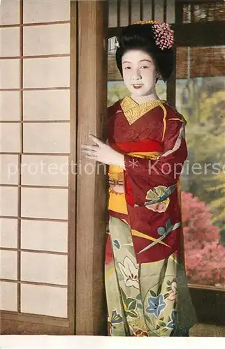AK / Ansichtskarte Japan Budding Geisha Japan