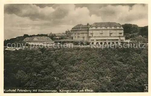 AK / Ansichtskarte Koenigswinter Kurhotel Petersberg mit Rheinterrasse Koenigswinter
