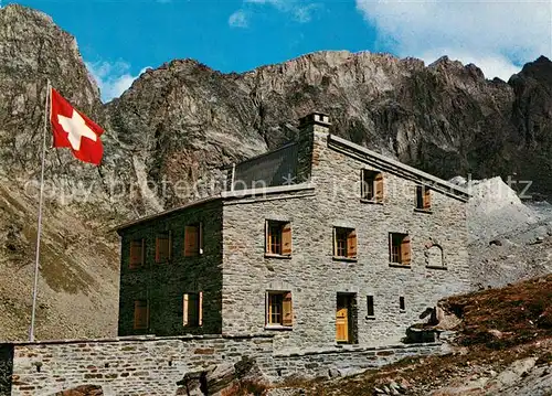 AK / Ansichtskarte Saastal Weissmieshuette Jaegigrat Walliser Alpen Schweizer Flagge Saastal