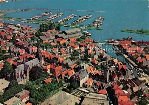 AK / Ansichtskarte Monnickendam Fliegeraufnahme Monnickendam