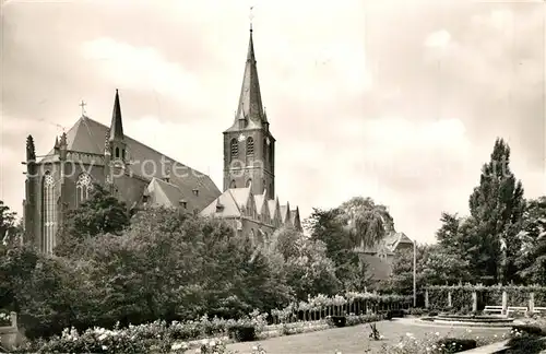 AK / Ansichtskarte Goch Kath Kirche mit Stadtgarten Goch