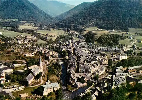 AK / Ansichtskarte Arreau Vue generale Confluent des Nestes d Aure et du Louron Arreau