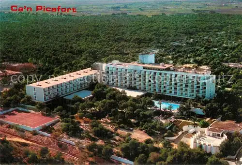 AK / Ansichtskarte Can_Picafort_Mallorca Hotelanlage Tennisplatz Swimming Pool Fliegeraufnahme Can_Picafort_Mallorca
