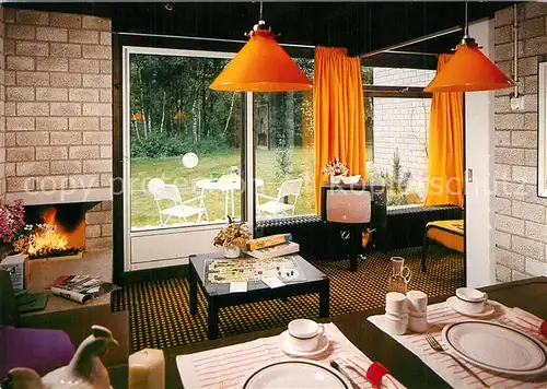 AK / Ansichtskarte Reuver Bungalowpark De Lommerbergen Bungalow Innenraum Reuver