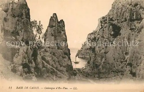 AK / Ansichtskarte Cassis Baie Calanque d En Vau Cassis