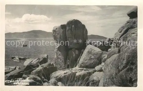 AK / Ansichtskarte Nhatrang_Nha_Trang Steinfelsen am Meer 