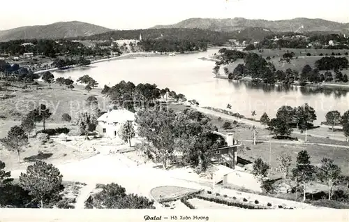 AK / Ansichtskarte Dalat Fliegeraufnahme HO Xuan Huong Dalat