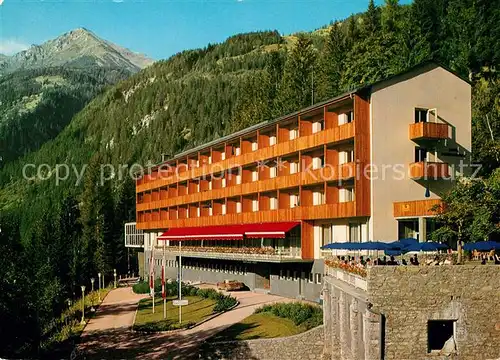 AK / Ansichtskarte Badgastein Hotel Habsburgerhof mit Gamskarkogel Badgastein