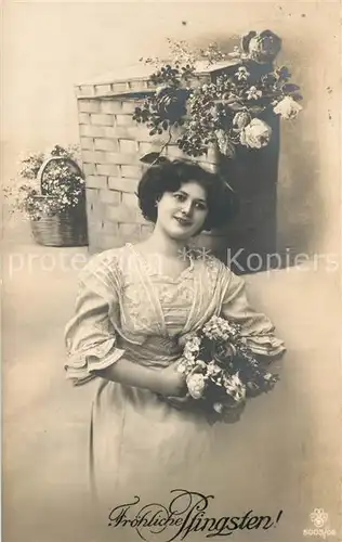 AK / Ansichtskarte Foto_SBW_RPH_Nr. Foto SBW Nr. 5005 06 Frau Blumen Foto_SBW_RPH_Nr.