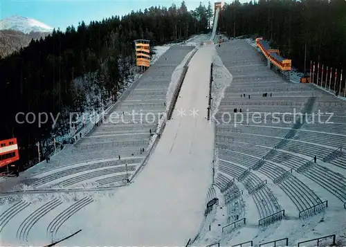 AK / Ansichtskarte Ski Flugschanze Innsbruck Berg Isel Olympia Spezial Sprungschanze 