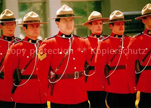 AK / Ansichtskarte Polizei Royal Canadian Mounted Police Canada  