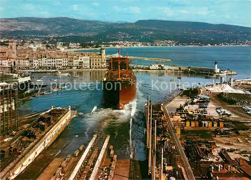 AK / Ansichtskarte Schiffe_Ships_Navires La Ciotat Chantiers C.N.C. 