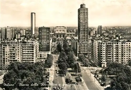 AK / Ansichtskarte Milano Piazza della Repubblica e grattacieli Milano