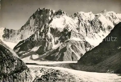 AK / Ansichtskarte Chamonix Mer de Glace Massif de Grandes Jorasses Tacul Chamonix
