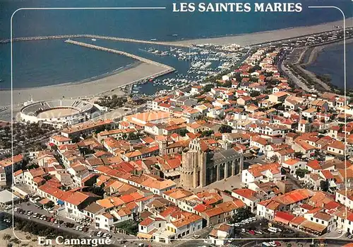 AK / Ansichtskarte Les_Saintes Maries de la Mer Fliegeraufnahme Camarque Les