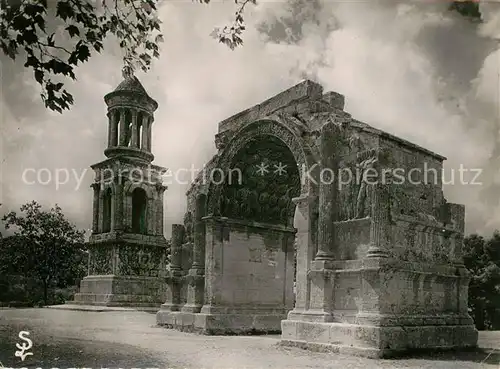 AK / Ansichtskarte Saint Remy de Provence Les Antiques Arc de Triomphe et Mausol?e romain Saint Remy de Provence