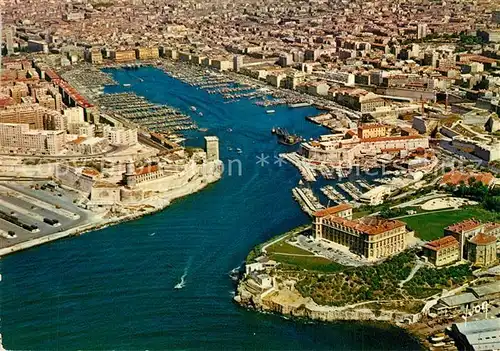 AK / Ansichtskarte Marseille_Bouches du Rhone Fliegeraufnahme Fort Saint Jeans Parc Chateau du Pharo et vieux Port Marseille