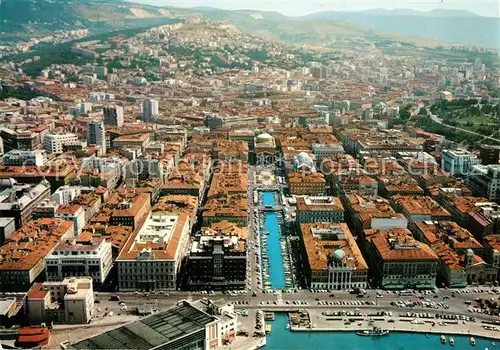 AK / Ansichtskarte Trieste Fliegeraufnahme Trieste