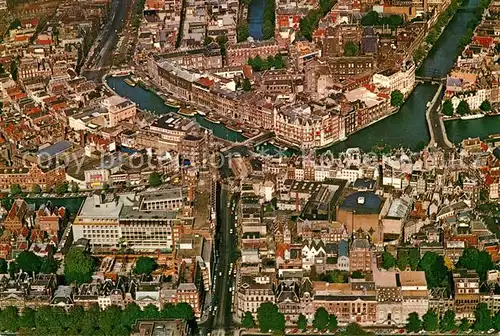 AK / Ansichtskarte Amsterdam_Niederlande Stadtzentrum Alttstadt Fliegeraufnahme Amsterdam_Niederlande