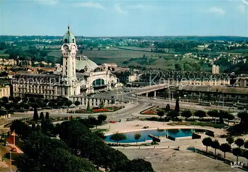 AK / Ansichtskarte Limoges_Haute_Vienne La Gare des Benedictins et les Jardins Limoges_Haute_Vienne