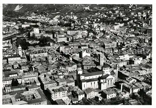 AK / Ansichtskarte Trento Fliegeraufnahme Centro col Duomo Trento