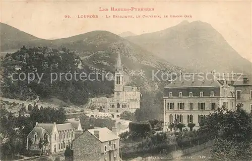AK / Ansichtskarte Lourdes_Hautes_Pyrenees Basilique Calvaire Grand Gar Lourdes_Hautes_Pyrenees